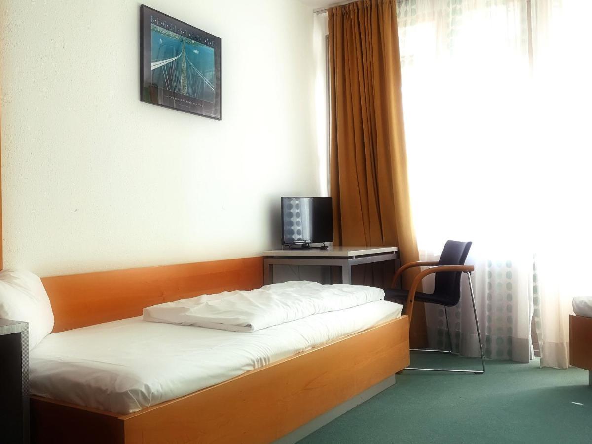 Sportschule Oberhaching Hotel Eksteriør billede